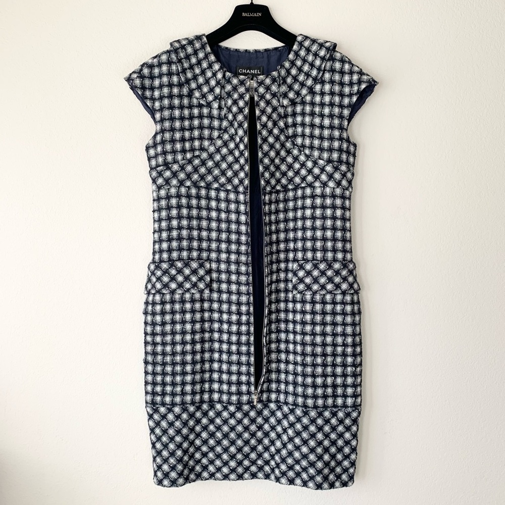 Chanel tweed CC zipper dress - Picture 10 of 16